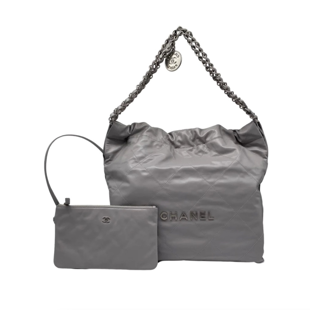 ❤️SOLD❤️Chanel 22 Hobo